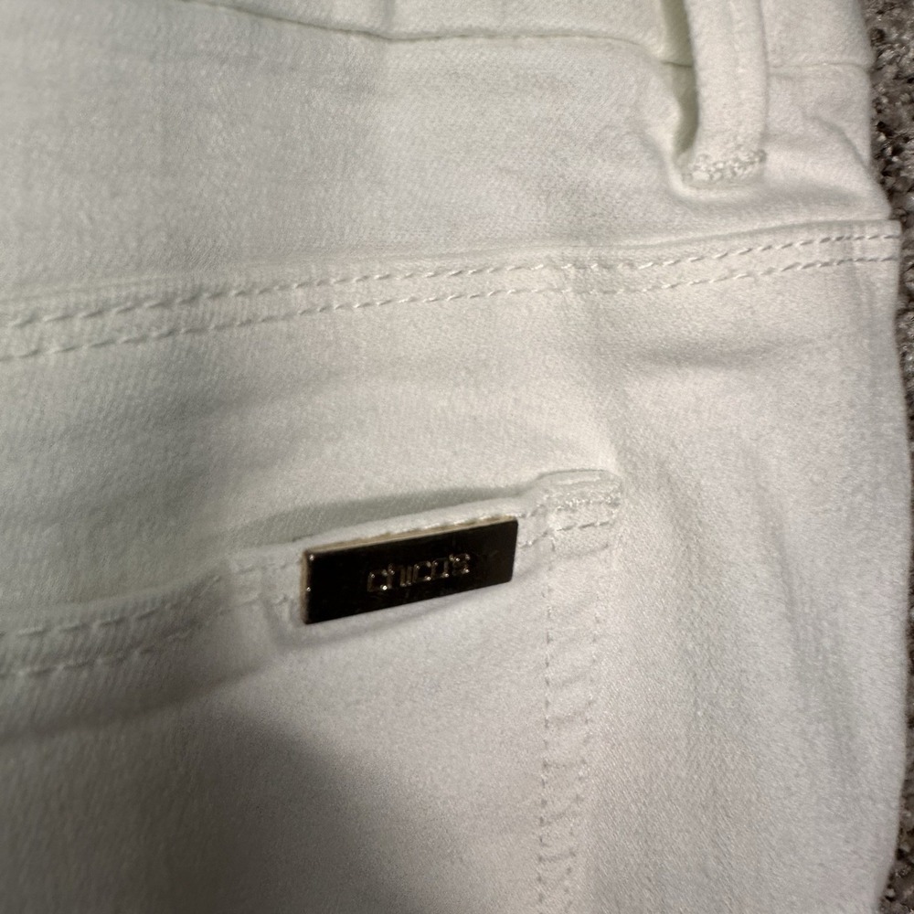 Chicos‎ 2 Jean Shorts White US 12 So Slimming Girlfriend Bermuda Cuffed - Picture 4 of 4